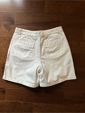 Jones New York White High-Rise Bermuda Shorts